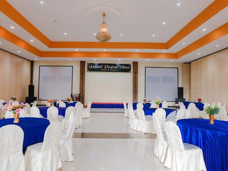 Capital O 892 Grand Pujon View Hotel And Resort บาตู ภายนอก รูปภาพ