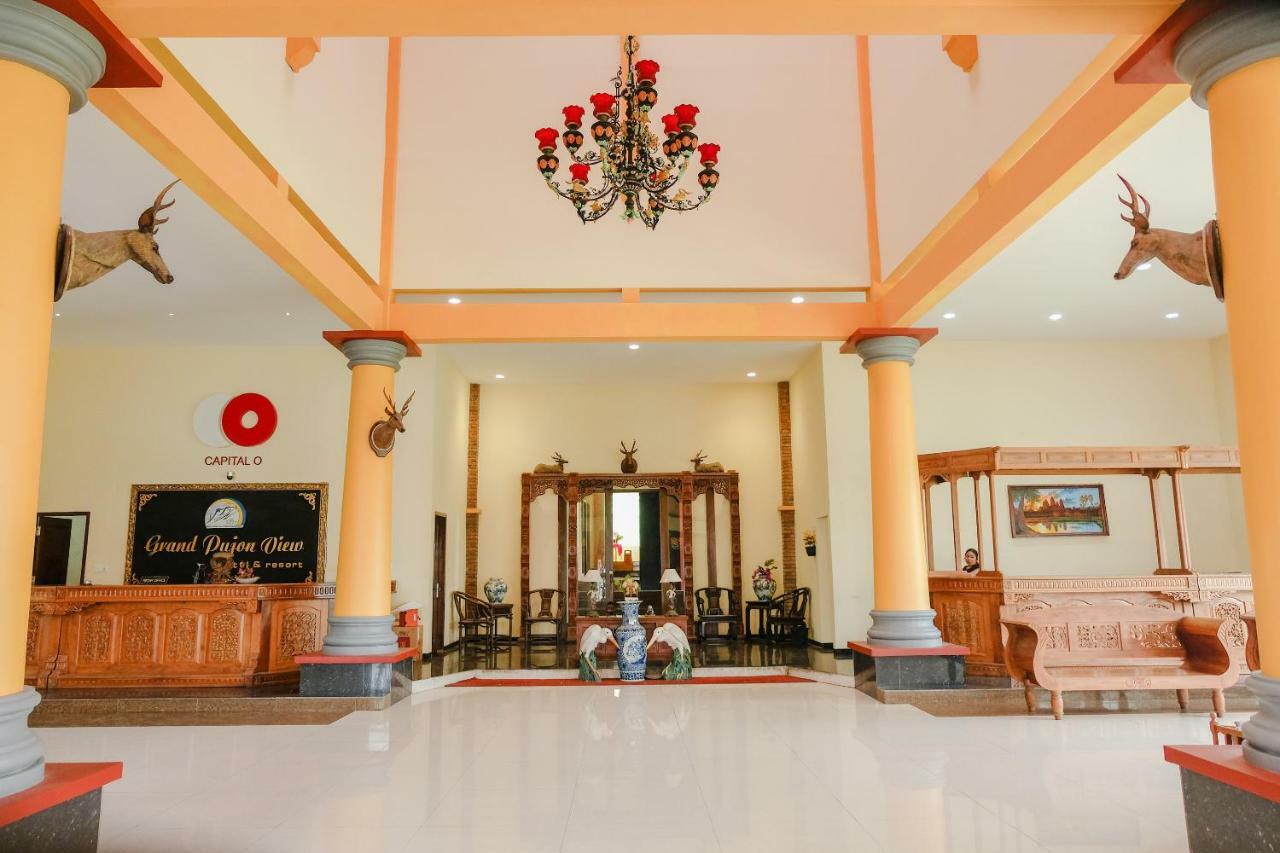 Capital O 892 Grand Pujon View Hotel And Resort บาตู ภายนอก รูปภาพ