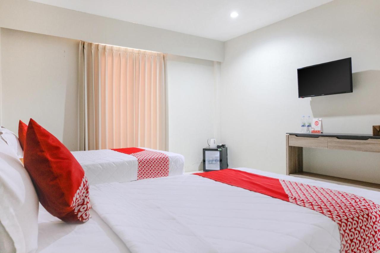 Capital O 892 Grand Pujon View Hotel And Resort บาตู ภายนอก รูปภาพ