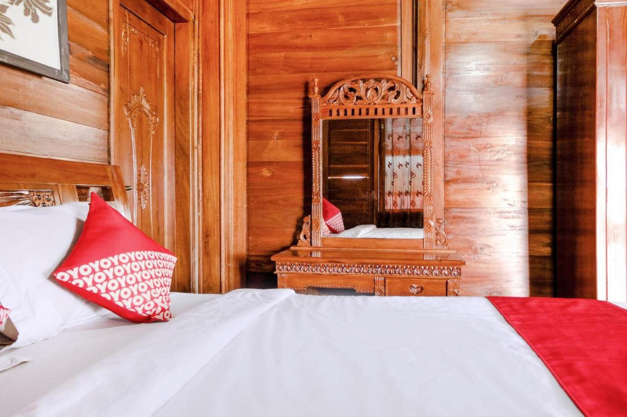 Capital O 892 Grand Pujon View Hotel And Resort บาตู ภายนอก รูปภาพ