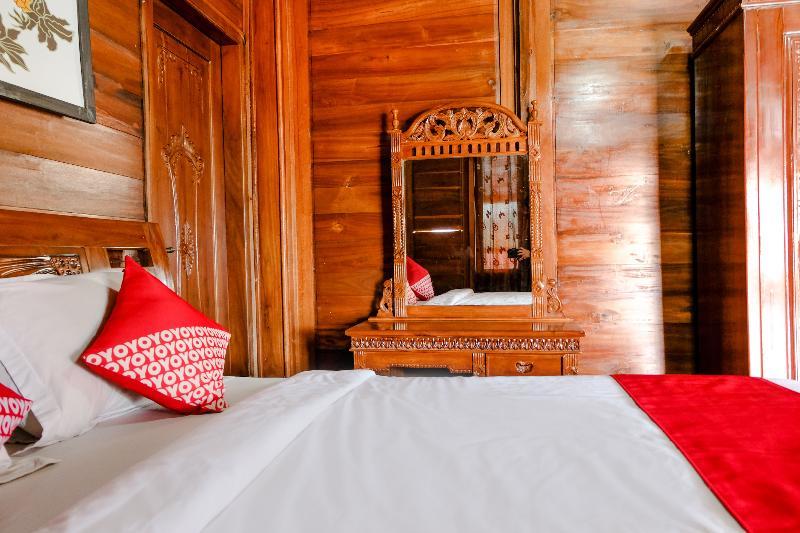 Capital O 892 Grand Pujon View Hotel And Resort บาตู ภายนอก รูปภาพ